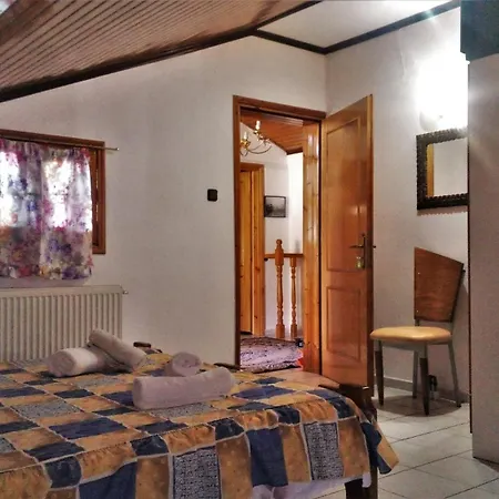 Kostis Hause Vendégház 3*