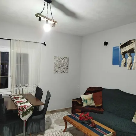 Kostis Hause Gæstehus Kastrákion