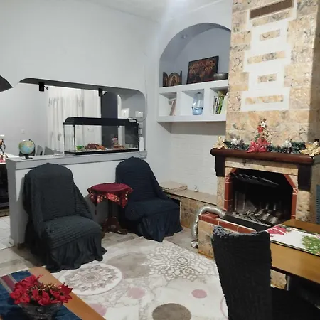 Kostis Hause Pensiune Kastrákion