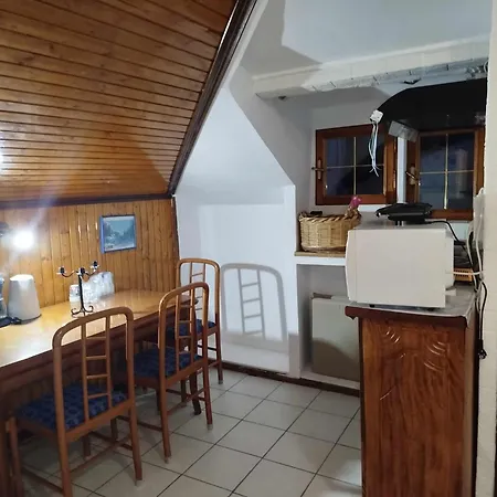 Kostis Hause Kastrákion