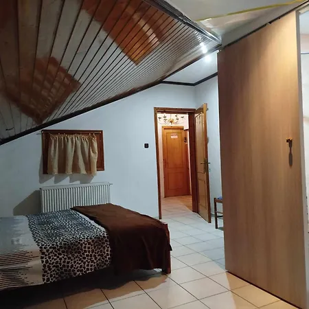 Pensiune Kostis Hause
