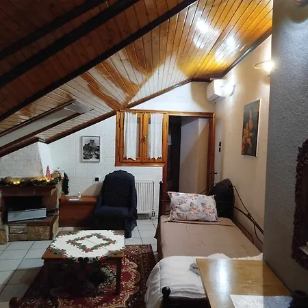 Kostis Hause بيت ضيافة كاستراكيون